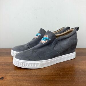 Miami Dolphins Gray Microfiber Hidden Wedge Sneaker Women's Size 10 NFL.